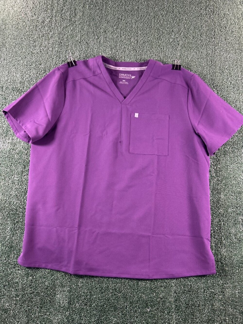 Fabletics Scrub Set Purple — V-Neck Top + Pants, 2XL (XXL)